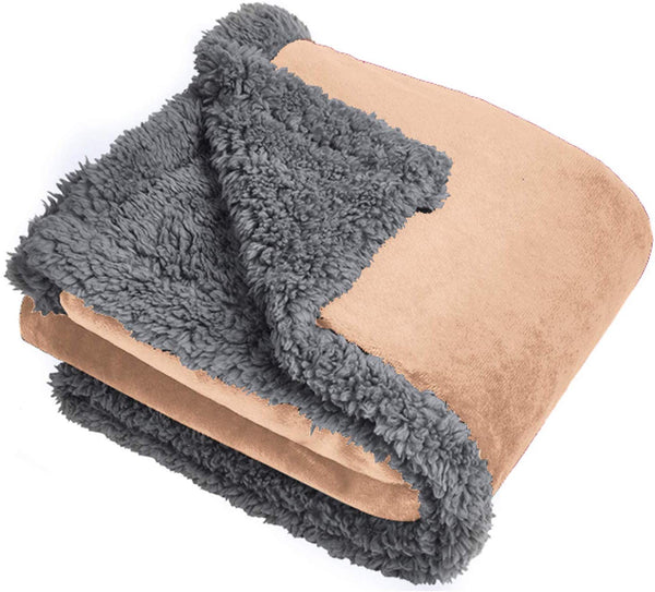 Pawsse Sherpa Puppy Blanket for Small Dogs Kitten, Warm Flannel Plush Pet Bed Blanket Reversible, 45"x30"