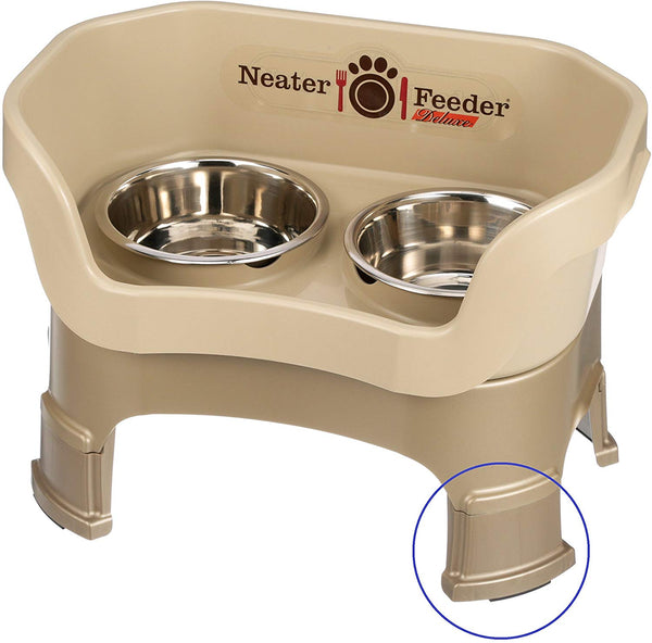 Neater Feeder Deluxe with Leg Extensions